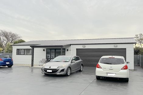 Photo of property in 44 Middlepark Road, Sockburn, Christchurch, 8042