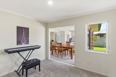 Photo of property in 5 Ahmad Close, Levin, 5510