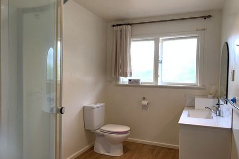 Photo of property in 207 Memorial Avenue, Burnside, Christchurch, 8053