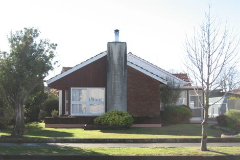 Photo of property in 22 Rutherford Road, Marewa, Napier, 4110