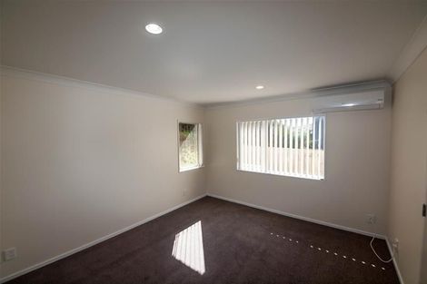 Photo of property in 18 Erlestoke Crescent, Churton Park, Wellington, 6037