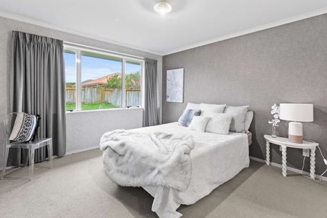 Photo of property in 5 Boston Parade, Kelvin Grove, Palmerston North, 4414