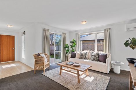 Photo of property in 11 Bowenvale Avenue, Cashmere, Christchurch, 8022