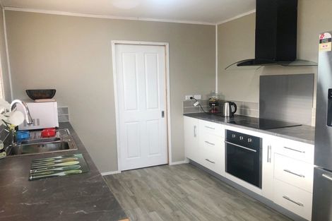 Photo of property in 21 Bledisloe Street, Levin, 5510