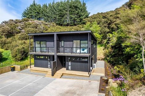 Photo of property in 11 Hastings Grove, Wainuiomata, Lower Hutt, 5014