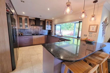 Photo of property in 21 Dressage Lane, Greenhithe, Auckland, 0632