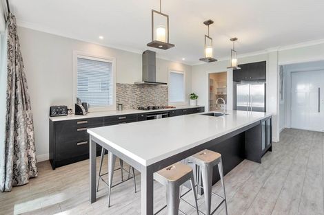 Photo of property in 13 Milano Boulevard, Karaka, Papakura, 2113