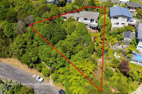 Photo of property in 32 Seaview Crescent, Picton, 7220