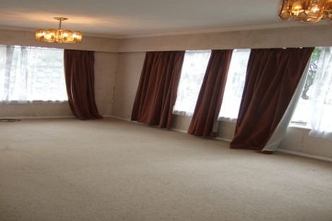 Photo of property in 125 Te Atatu Road, Te Atatu South, Auckland, 0610