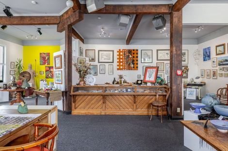 Photo of property in 1 Mclean Street, Woodville, 4920