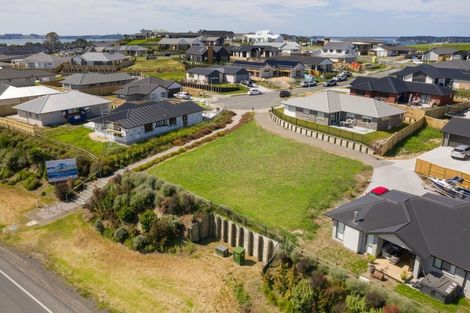 Photo of property in 17 Anglers Way, Omokoroa, 3114