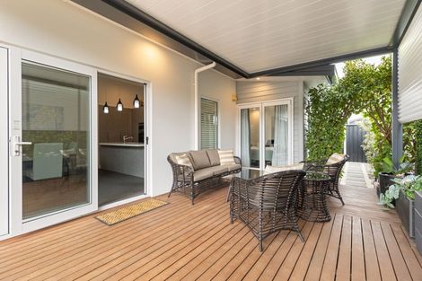 Photo of property in 20 Freedom Drive, Kelvin Grove, Palmerston North, 4414