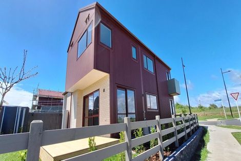 Photo of property in 55 Maungakaraka Road, Karaka, 2580