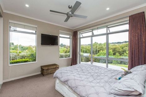 Photo of property in 26 Moore Street, Hillcrest, Auckland, 0627