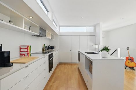 Photo of property in 4/184 Peterborough Street, Christchurch Central, Christchurch, 8013