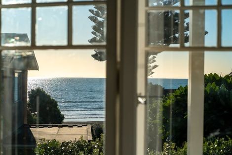 Photo of property in 25 Beach Road, Paekakariki, 5034