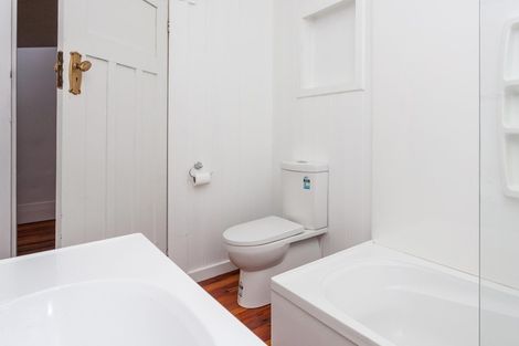 Photo of property in 300 Mackay Street, Thames, 3500