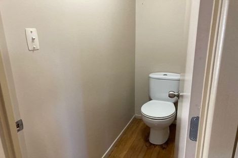 Photo of property in 5 Lewis Road, Pakuranga, Auckland, 2010