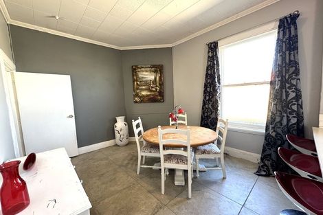 Photo of property in 44 Lanark Street, Balclutha, 9230