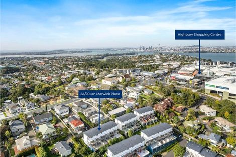 Photo of property in 2a/20 Ian Marwick Place, Birkenhead, Auckland, 0626