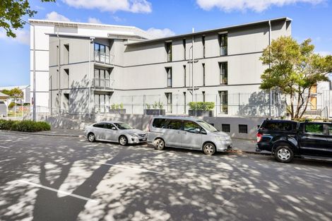 Photo of property in 10/169 Fitzgerald Avenue, Christchurch Central, Christchurch, 8011