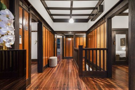 Photo of property in 20 Seabreeze Road, Narrow Neck, Auckland, 0624