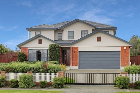 Photo of property in 153 Ruapehu Drive, Fitzherbert, Palmerston North, 4410