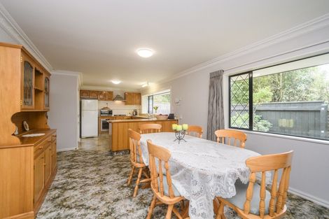 Photo of property in 18 Hanmer Place, Highbury, Palmerston North, 4412