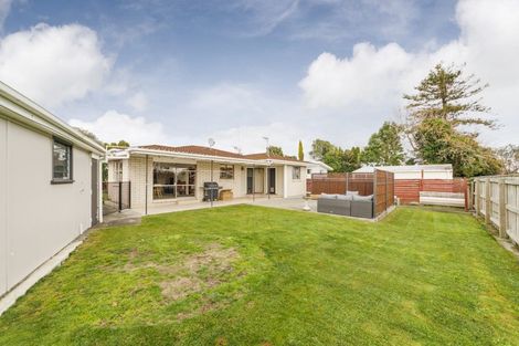 Photo of property in 16 Austin Place, Awapuni, Palmerston North, 4412