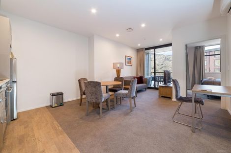 Photo of property in Wyndham Gardens Apartments, 30 Red Oaks Drive, Frankton, Queenstown, 9300