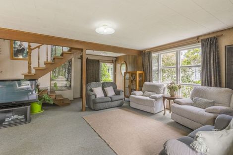 Photo of property in 31 Holyoake Crescent, Avalon, Lower Hutt, 5011