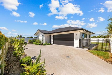 Photo of property in 5 Kermadec Crescent, Waipu, 0510