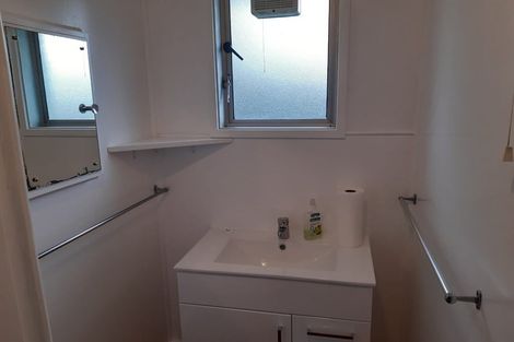 Photo of property in 162 Warren Crescent, Hillmorton, Christchurch, 8025