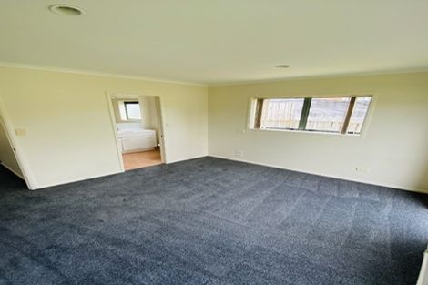 Photo of property in 88 Bluebird Crescent, Unsworth Heights, Auckland, 0632