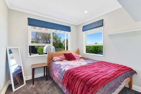 Photo of property in 56 Waldorf Crescent, Orewa, 0931