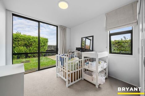 Photo of property in 2 Troop Road, Papakura, 2110