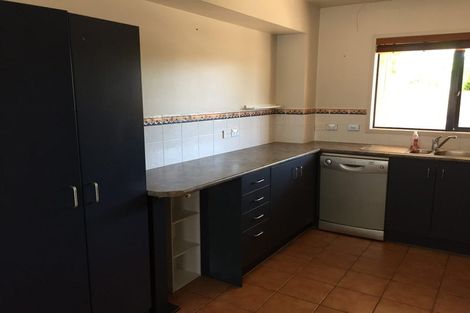 Photo of property in 1/13 John Jennings Drive, Oteha, Auckland, 0632