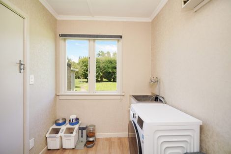 Photo of property in 18 Irvine Street, Wallacetown, 9816