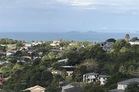 Photo of property in 957 East Coast Road, Torbay, Auckland, 0630