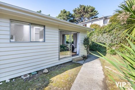 Photo of property in 16b Glen Alton Avenue, Paparangi, Wellington, 6037