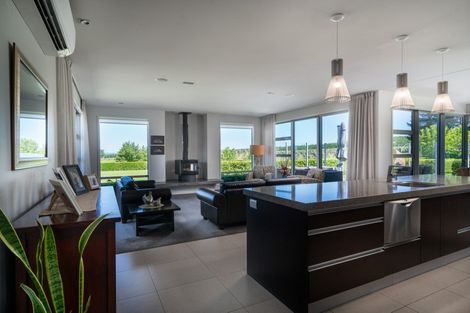 Photo of property in 132 Caroline Drive, Maunganamu, Taupo, 3379