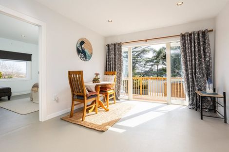 Photo of property in 33 Porter Crescent, Helensville, 0800
