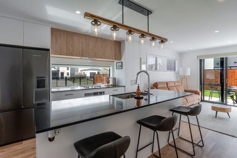 Photo of property in 36 Cynisca Crescent, Wallaceville, Upper Hutt, 5018