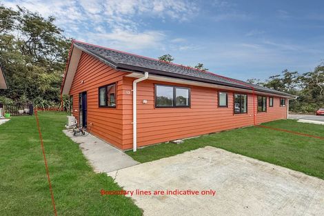 Photo of property in 13 Winnie Close, Acacia Bay, Taupo, 3330