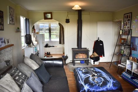 Photo of property in 54 Kuku Beach Road, Kuku, Levin, 5570