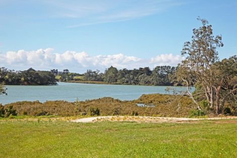 Photo of property in 47 Tahuna Minhinnick Drive, Glenbrook, Waiuku, 2681