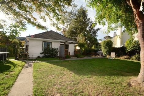 Photo of property in 15 Skerries Street, Outram, 9019