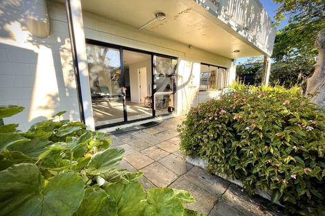 Photo of property in 448a Point Chevalier Road, Point Chevalier, Auckland, 1022