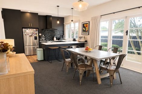 Photo of property in 20 Aorangi Road, Bryndwr, Christchurch, 8053
