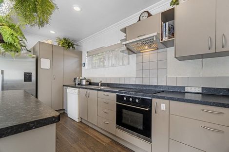 Photo of property in 55 Government Road, Raglan, 3225